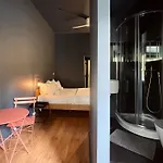Avenue & Hostel