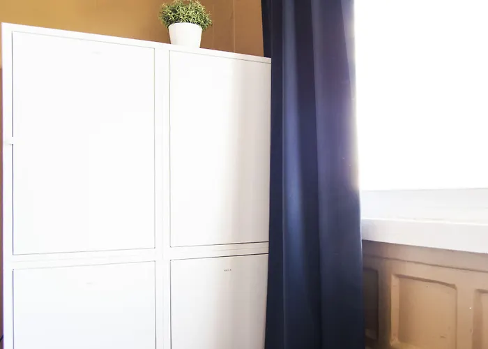 Avenue & بيت شباب *