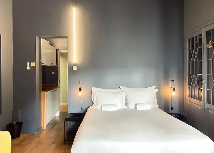 Avenue & بيت شباب *